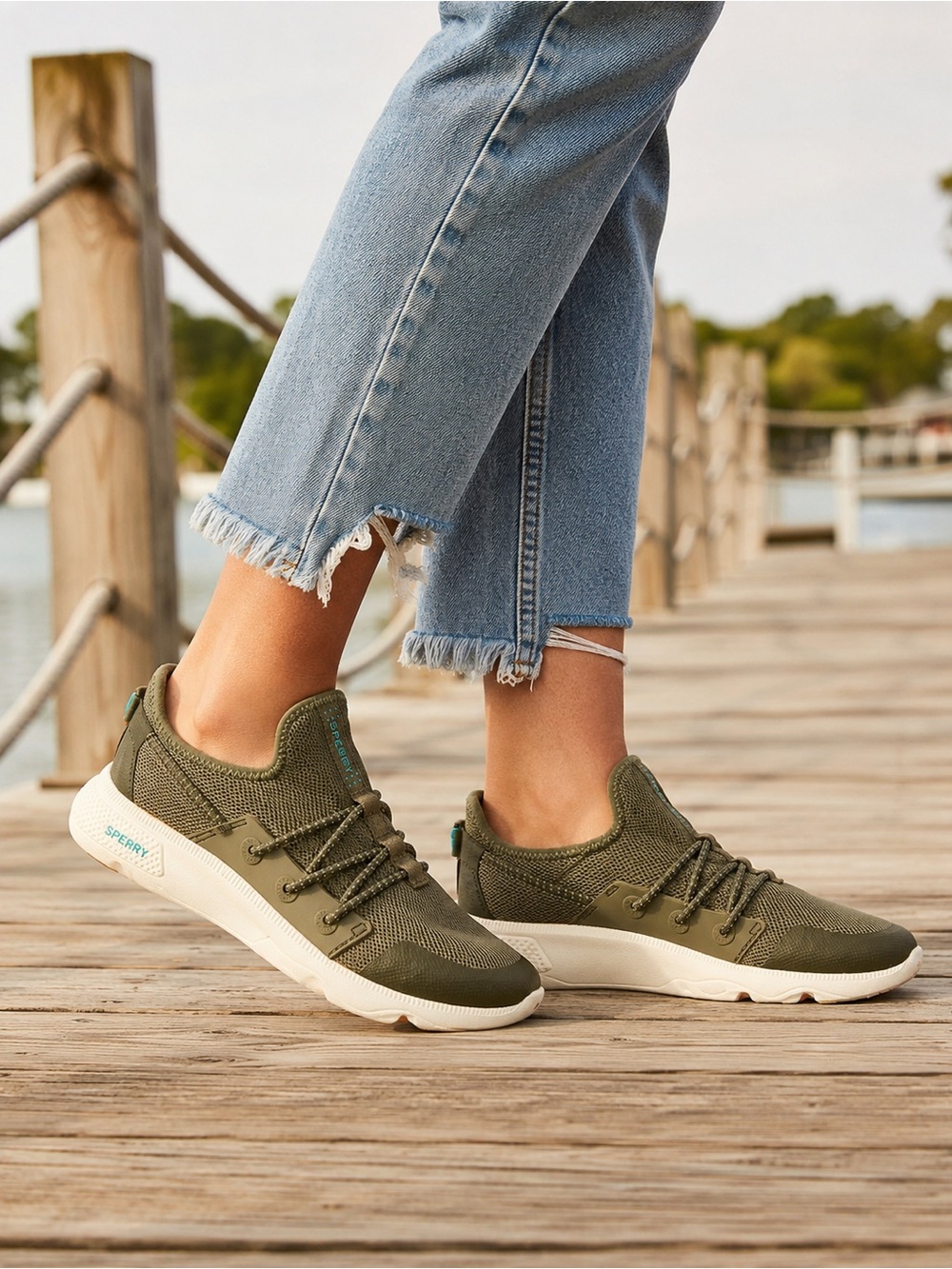 Sperry Olive Green Mesh Comfort Sneakers Women’s Size 8
